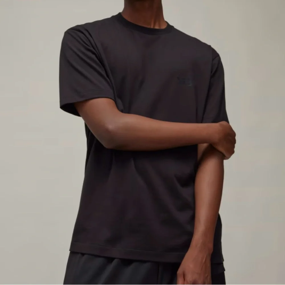 ADIDAS Y-3 Yohji Yamamoto Men's Regular Short Sleeve Tee Shirt - Sz M - NWT - Picture 4 of 10